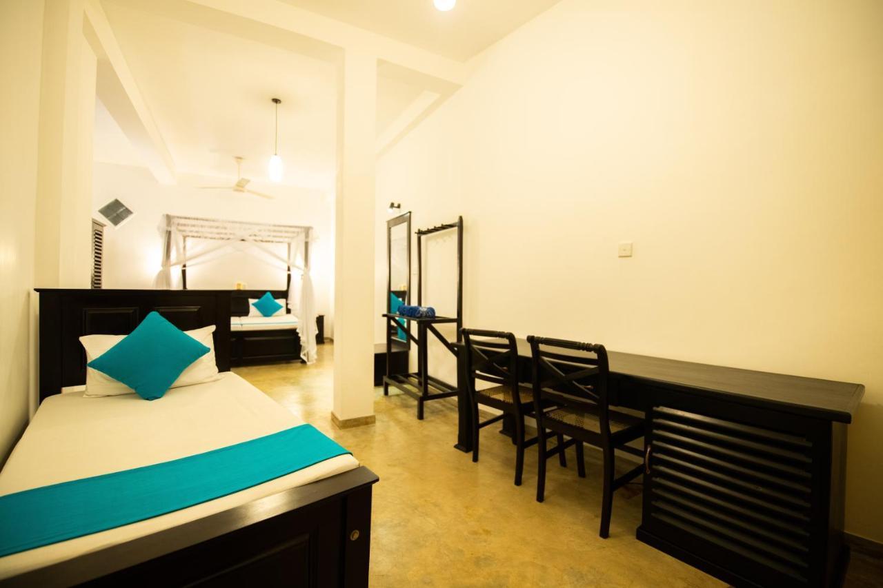International Beach Hotel & Restaurant Hikkaduwa Ngoại thất bức ảnh