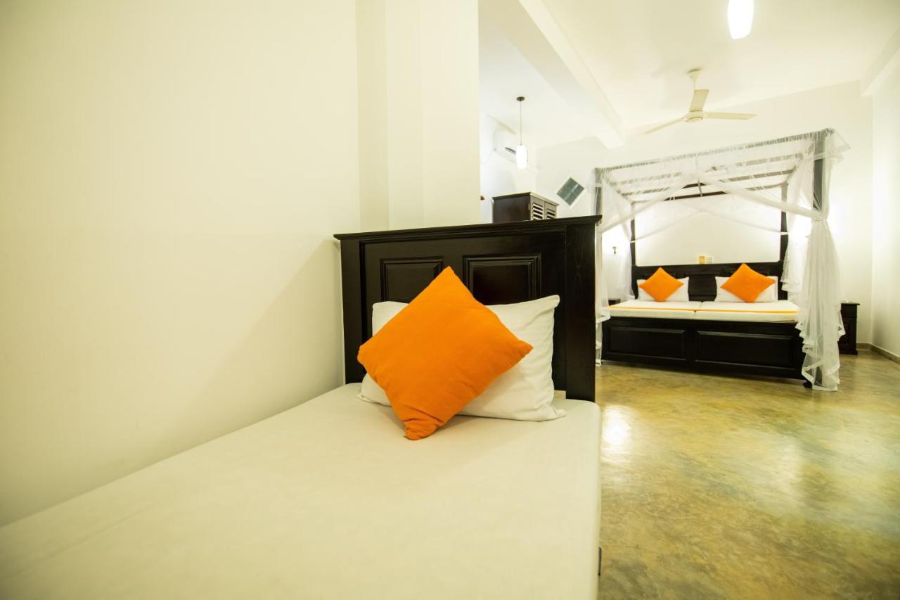 International Beach Hotel & Restaurant Hikkaduwa Ngoại thất bức ảnh
