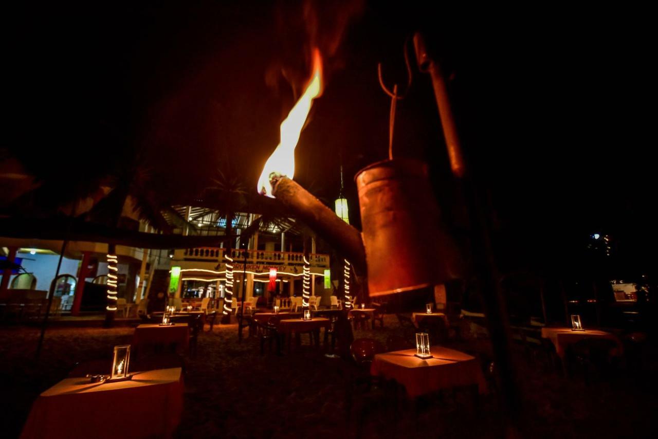 International Beach Hotel & Restaurant Hikkaduwa Ngoại thất bức ảnh