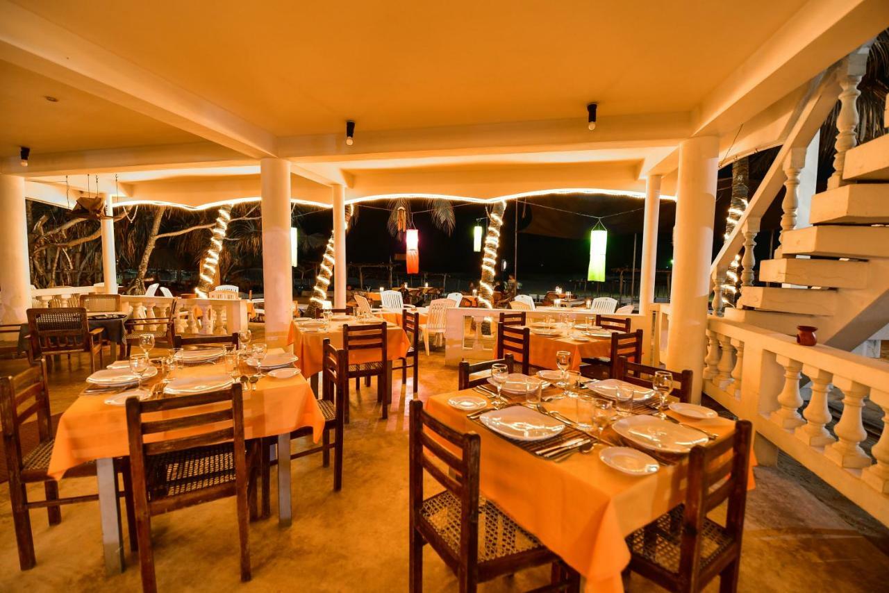 International Beach Hotel & Restaurant Hikkaduwa Ngoại thất bức ảnh